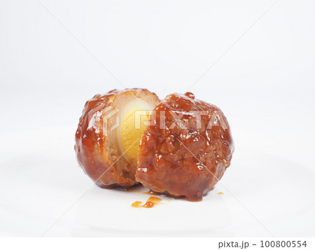 うずらの卵が入ったミートボール 100800554