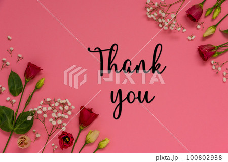 Roses Flower Arrangement, English Text Thank You, Flat Lay Roses Flower Arrangement, English Text Thank You, Flat Lay 100802938