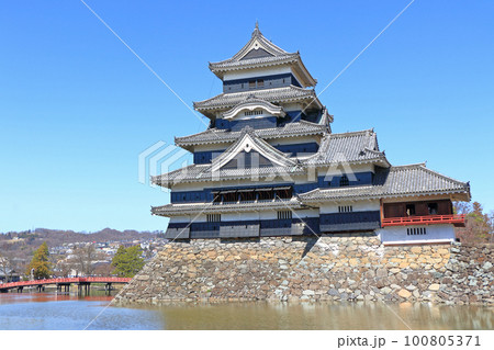 国宝 松本城 100805371