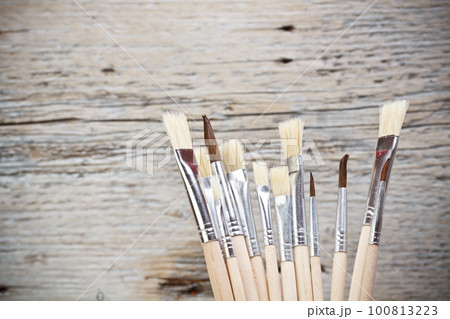 Set of new paint bruches 100813223