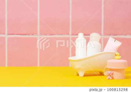 Concept of child bodycare, child cosmetic, space for text 100813298