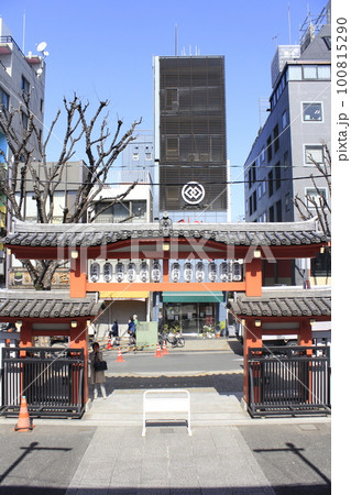 神楽坂の神社　金毘羅天　善國寺 100815290