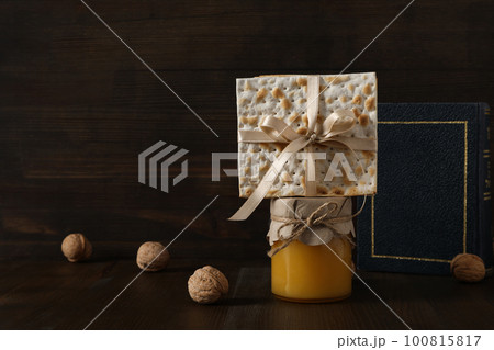 Concept of Passover or Pesach, happy jewish Easter Concept of Passover or Pesach, happy jewish Easter 100815817