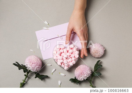 Concept of greeting, 8 march, Women's day, top view 100816663