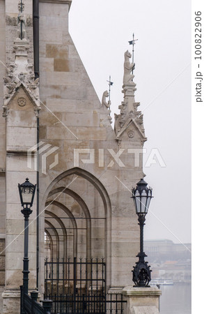 Beautiful old building of the Hungarian Parliament in neo-Gothic style Beautiful old building of the Hungarian Parliament in neo-Gothic style 100822906