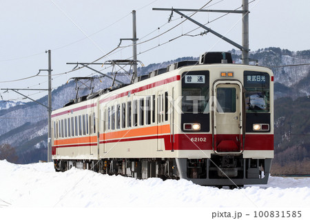 冬の会津鉄道会津線6050系100番台（野岩鉄道・東武鬼怒川線直通） 100831585
