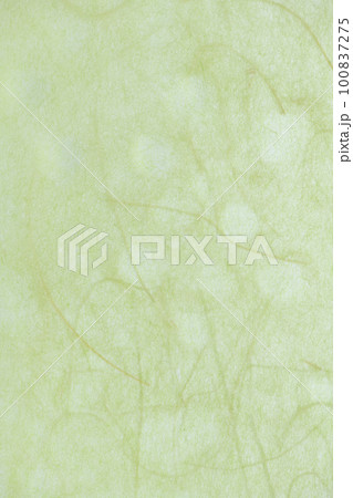 異種和紙重ねによる背景素材(黄緑色シリーズ) 異種和紙重ねによる背景素材(黄緑色シリーズ) 100837275