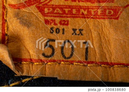 LEVI'S501XX　VINTAGE　1966年　復刻　501・501XX併記のペーパーパッチ 100838680
