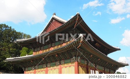 韓国 ソウル 昌徳宮 仁政殿 100846882
