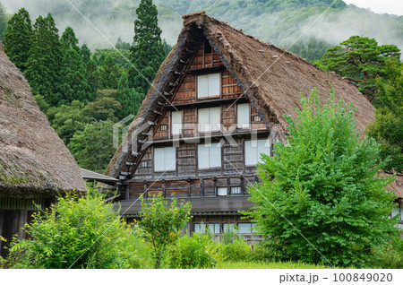 合掌造り集落を旅する 合掌造り集落を旅する 100849020