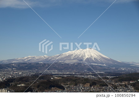 岩山展望台から見える風景 盛岡市と岩手山の写真素材 [100850294 岩山展望台から見える風景 盛岡市と岩手山の写真素材 [100850294