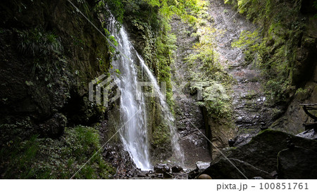 牧馬大滝　神奈川県相模原市緑区 100851761