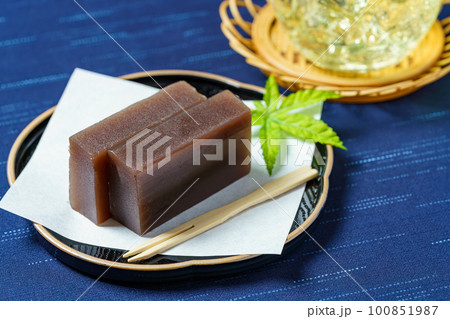 和菓子 羊羹 和菓子 羊羹 100851987