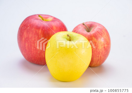 いろいろなリンゴ 100855775