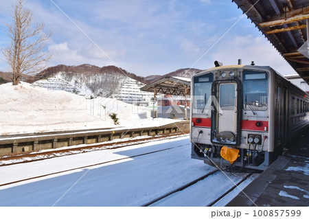 廃線間近の留萌駅の留萌線車両 北海道 廃線間近の留萌駅の留萌線車両 北海道 100857599