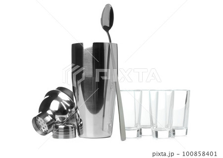 Concept of preparing alcohol drink or cocktail, shaker, isolated on white background Concept of preparing alcohol drink or cocktail, shaker, isolated on white background 100858401