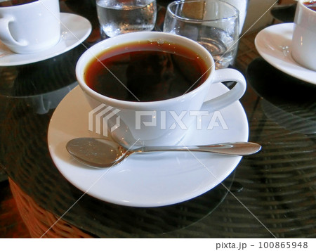 ヴェトナム　サパのコーヒー店 100865948