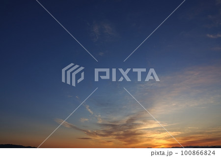 多彩に朝焼けした空・春・230301am 多彩に朝焼けした空・春・230301am 100866824