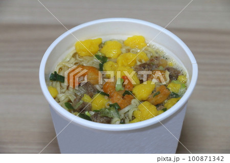 カップラーメン カップラーメン 100871342
