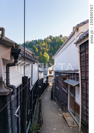 風情ある町並み、マンリン小路〈愛知県豊田市〉 風情ある町並み、マンリン小路〈愛知県豊田市〉 100890567