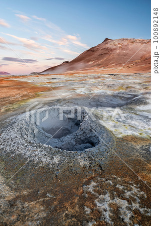 Boiling mudpots in Hverir geothermal area, Iceland Boiling mudpots in Hverir geothermal area, Iceland 100892148