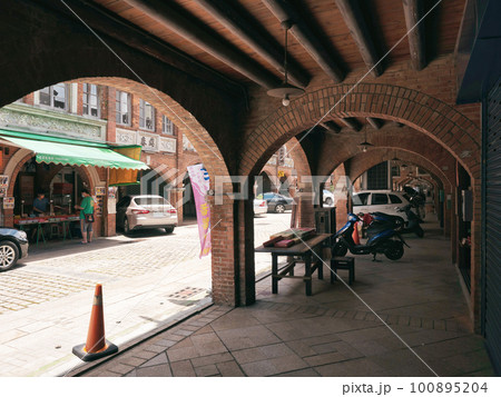 建築 構築 アーキテクチャ 100895204