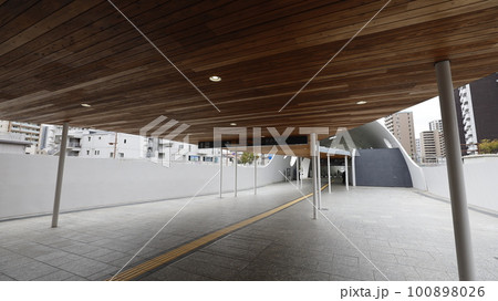 アストラムライン新白島駅(広島市)、JRの乗換駅 アストラムライン新白島駅(広島市)、JRの乗換駅 100898026