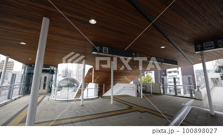 アストラムライン新白島駅(広島市)、JRの乗換駅 アストラムライン新白島駅(広島市)、JRの乗換駅 100898027