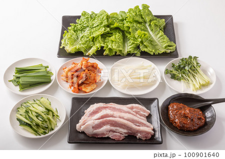 サムギョプサル (韓国料理) サムギョプサル (韓国料理) 100901640