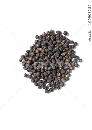 ブラックペッパーホール　白背景 100903280