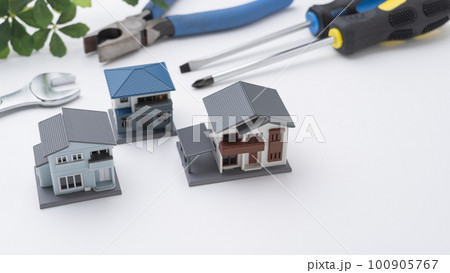 工具と模型の住宅｜住宅設備修理イメージ 100905767