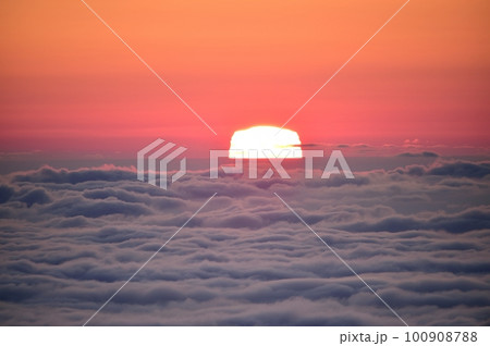 四角い夕日 100908788