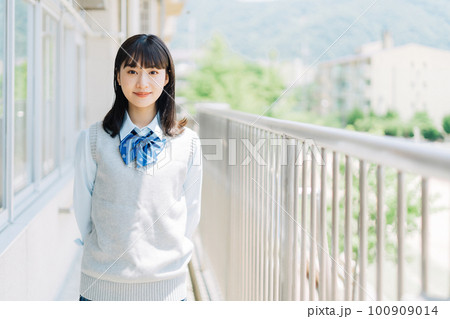 女子高生のスクールライフ 100909014