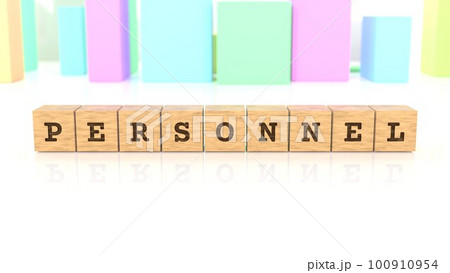 PERSONNELの文字が印字された木製ブロック 100910954