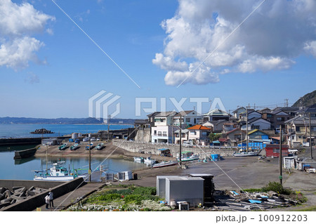 南房総 和田漁港と和田浦の町並み【千葉県南房総市】 南房総 和田漁港と和田浦の町並み【千葉県南房総市】 100912203
