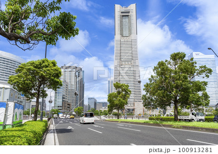 横浜桜木町の都市風景 ロープウェイ 横浜桜木町の都市風景 ロープウェイ 100913281