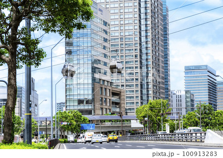 横浜桜木町の都市風景 ロープウェイ 横浜桜木町の都市風景 ロープウェイ 100913283