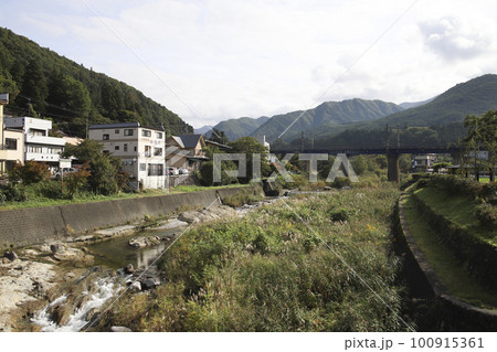 山形県　山寺　周辺の風景　イメージ 100915361