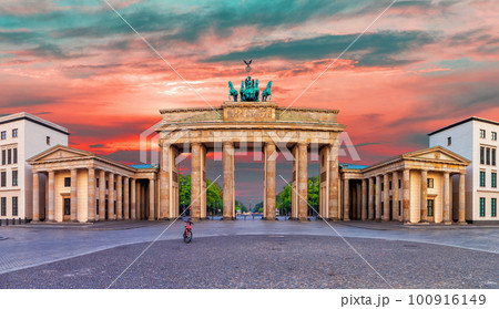 Famous Panorama of Brandenburg Gate or Brandenburger Tor at sunrise, Berlin, Germany 100916149