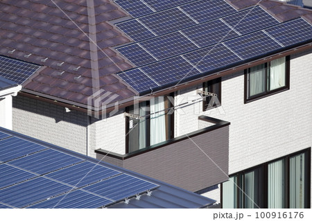 住宅の太陽光発電 住宅の太陽光発電 100916176