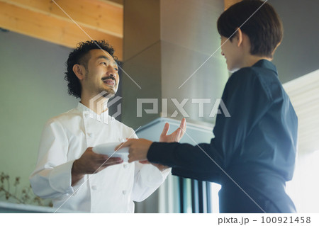 レストラン シェフ レストラン シェフ 100921458