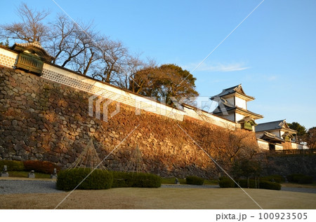 金沢城 石川門 100923505