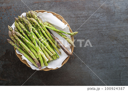 Asparagus Asparagus 100924387