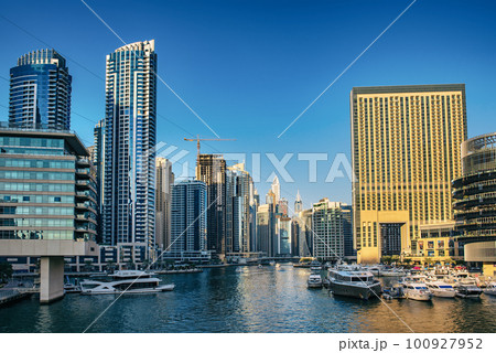 Dubai Marina at sunset Dubai Marina at sunset 100927952