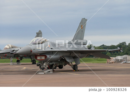 ベルギー空軍F-16MLU 100928326