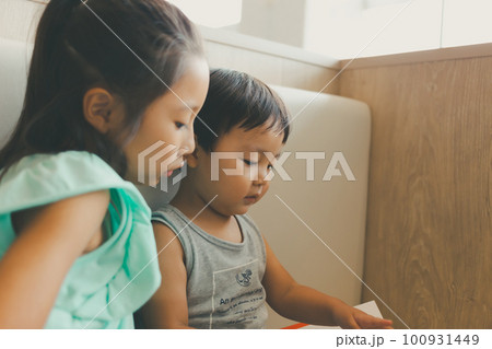 3 years old  &  8 years old 100931449