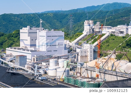 北陸電力・敦賀火力発電所 100932125