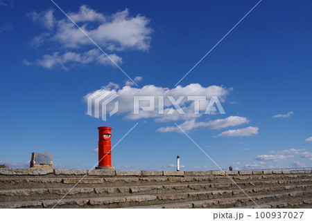 天空のポスト・恋人の聖地【伊勢志摩e-POEWER ROAD 朝熊山展望台】 100937027