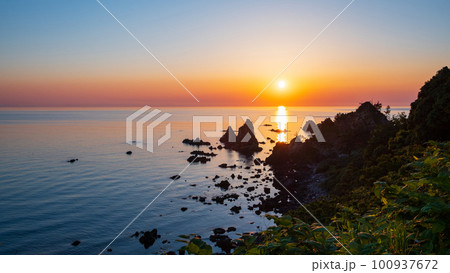 若狭湾の夕暮れ 若狭湾の夕暮れ 100937672