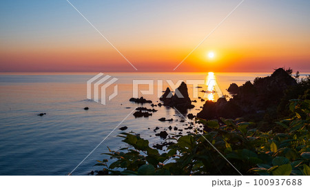 若狭湾の夕暮れ 若狭湾の夕暮れ 100937688